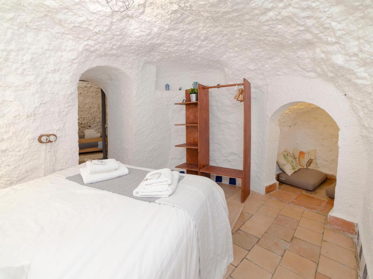 Vakantiehuis Cueva De Lindaraja By Interhome Granada